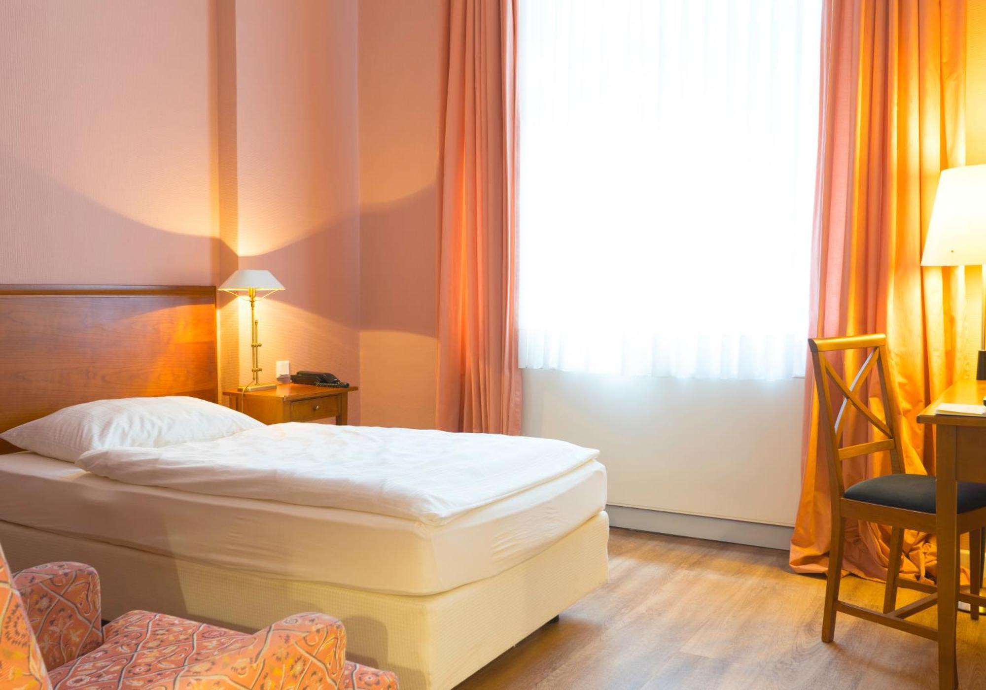 Hotel Villa Viktoria Luise Blankenburg  Szoba fotó